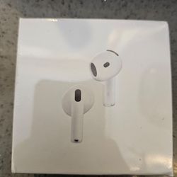 Apple Airpods 4 with Active Noise Canceling white color