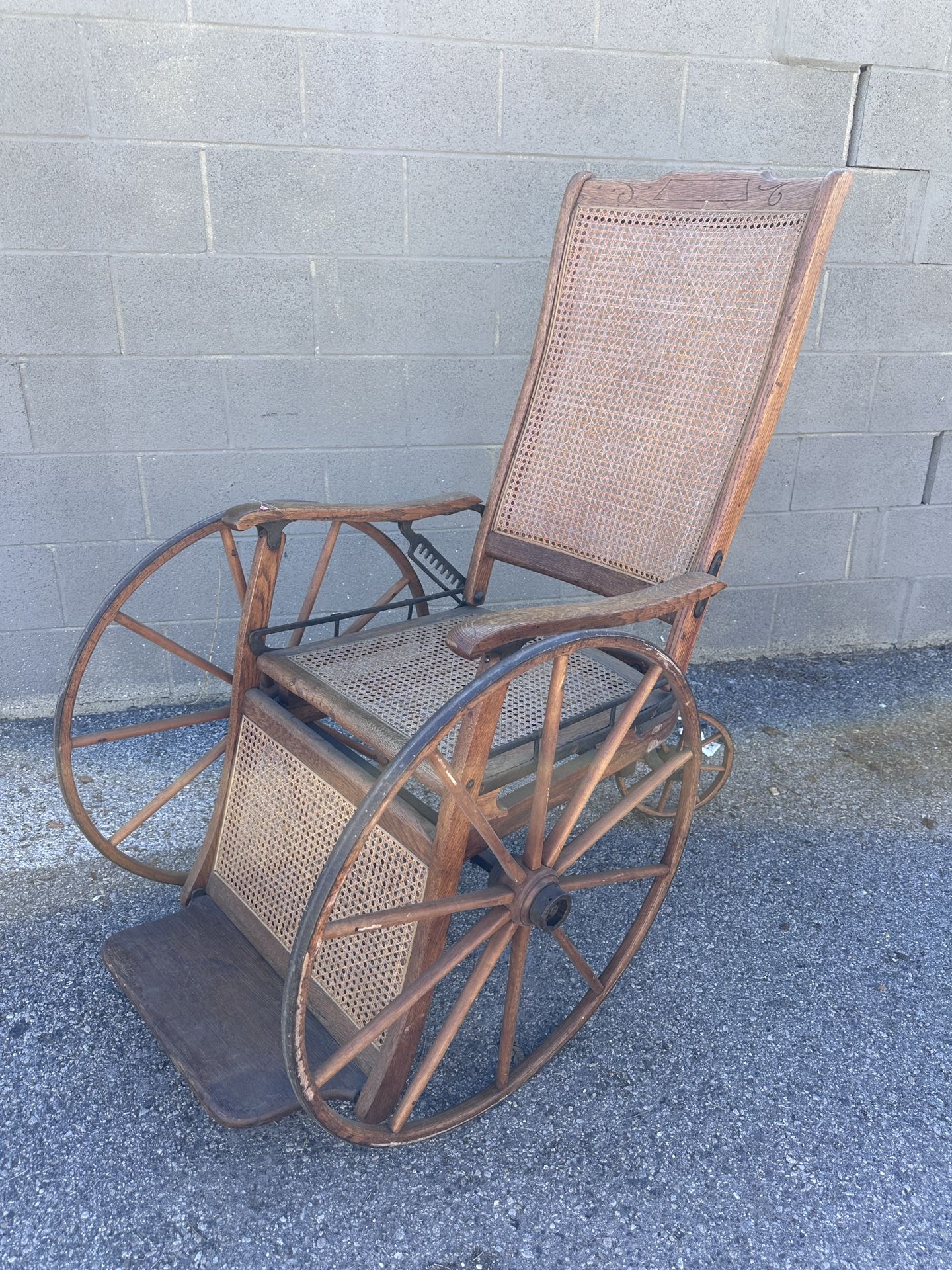 Antique Wheel Chair Early 1900s wood wagon Wheel Frame FDR 