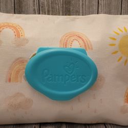 Rainbows & Sun's Pampers Wipes Cover 