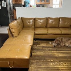 Brown/cognac Couch