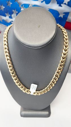 14k Hollow 24inch 11mm Chain 80.4 Grams (CASH ONLY NO TRADES NON NEGOTIABLE)