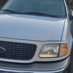 Expedition 2000  Tritón 4x4