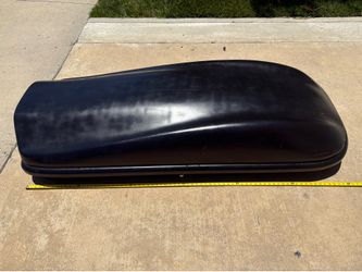 Thule large roof cargo box 6’