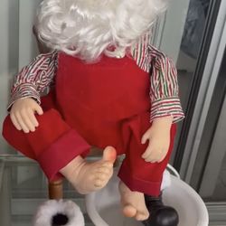Vintage Animated Santa Soaking Feet in Tub Christmas Decor