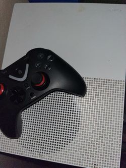Xbox One S Console with Controller