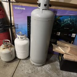 100 Pound Tank
