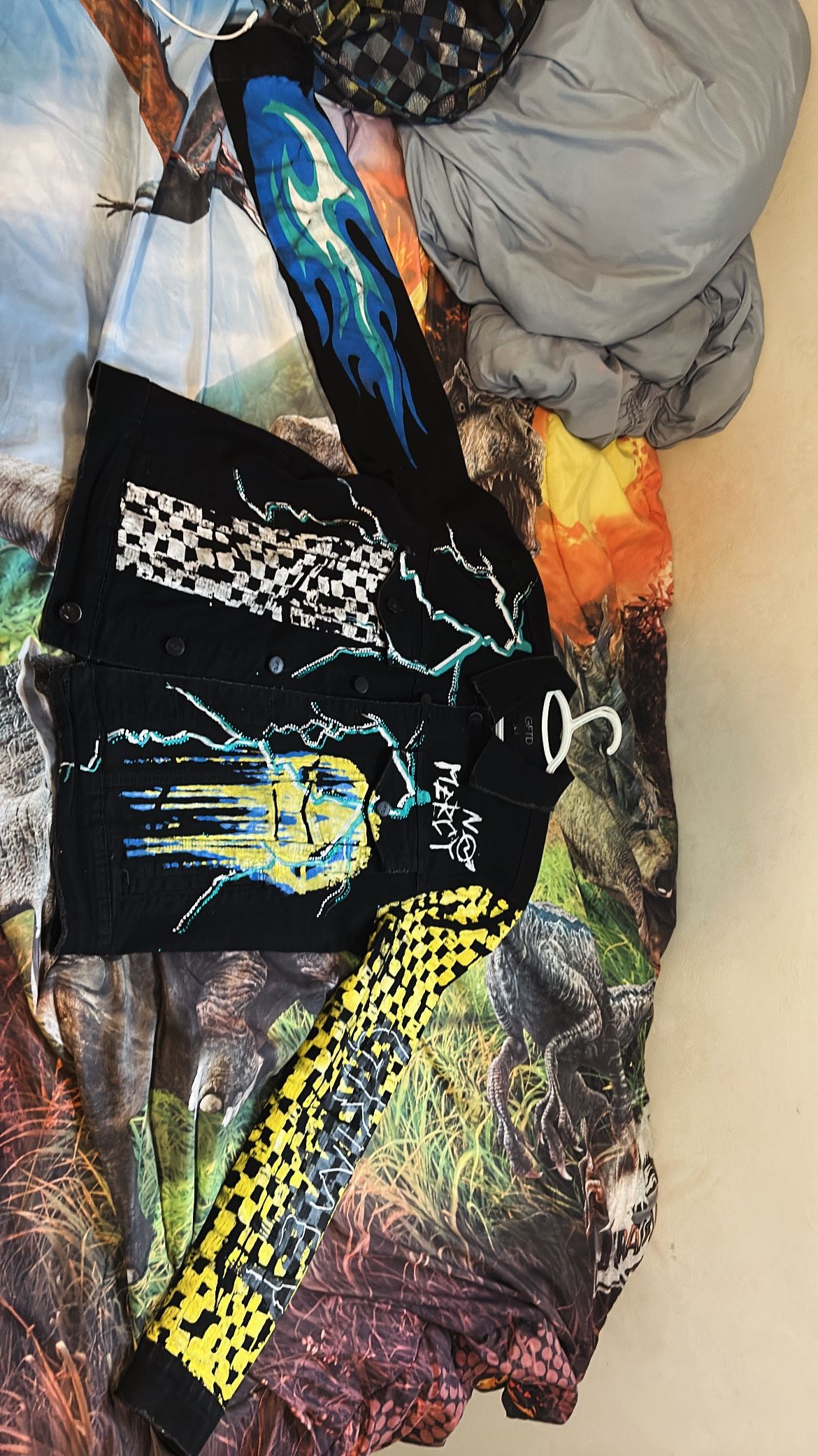 No MERCY BLACK JEAN JACKET 