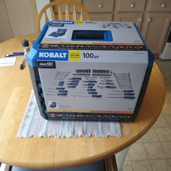 Kobalt 100 Pc. Tool Set. Pro 90 Ratchet. Brand New!!!!