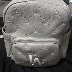 MLB LA Dodgers Embossed Backpack – New With Tags – Gray/White
