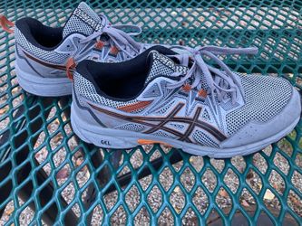 Men’s ASICS Gel Size US 9.5 Euro 43.5