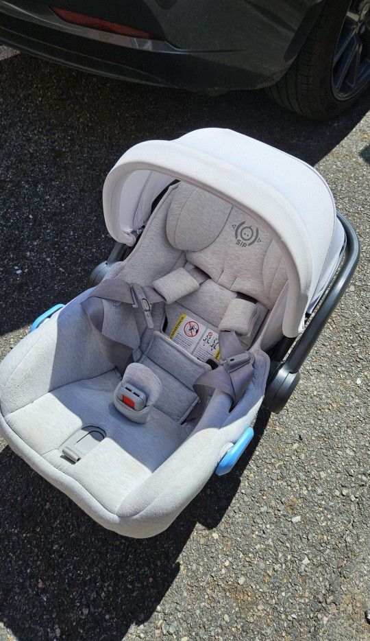 Uppababy Infant Car Seat