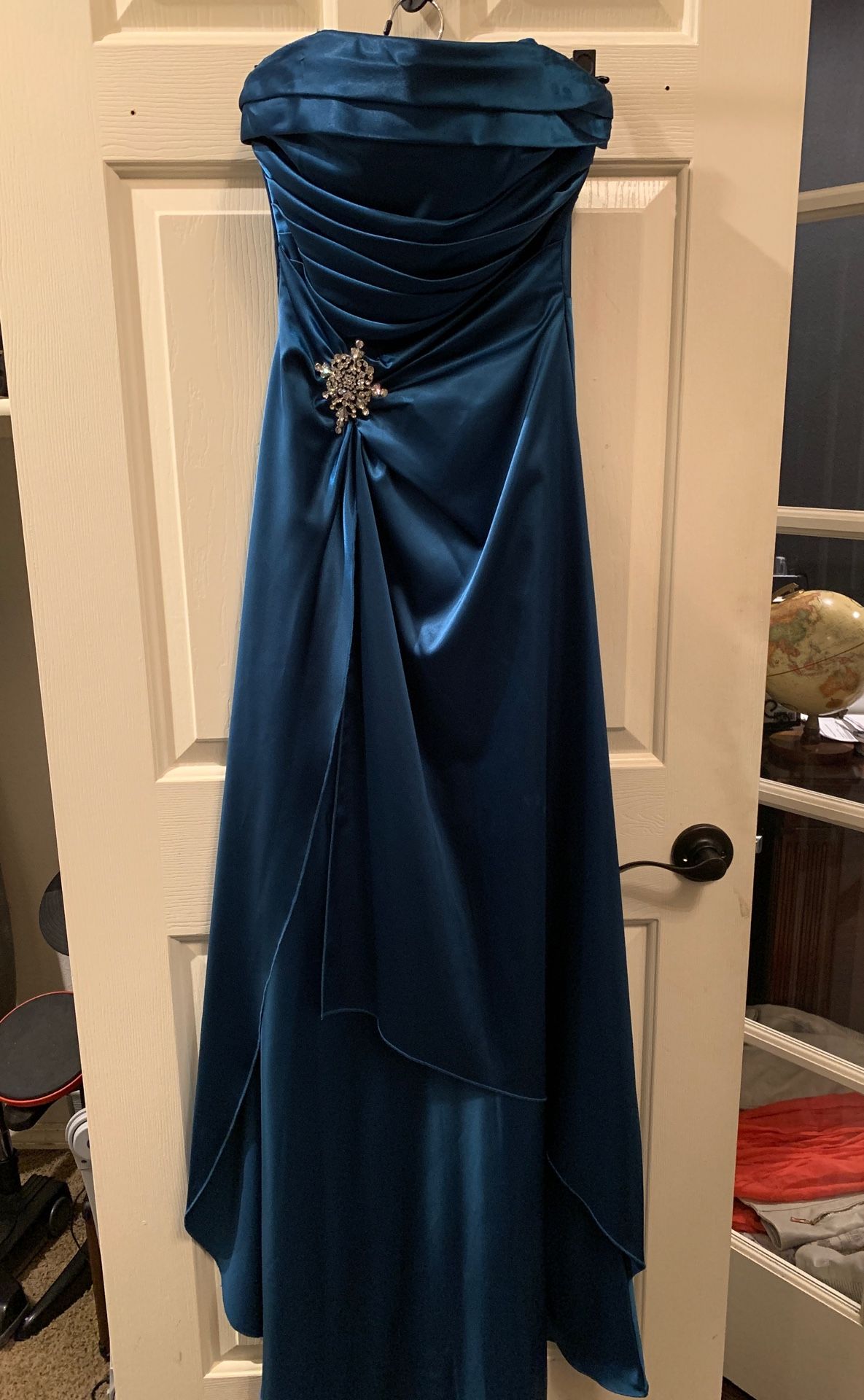Strapless Teal Holiday/Prom Dress