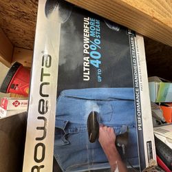 Rowenta Hand Steamer  $25 Firm 