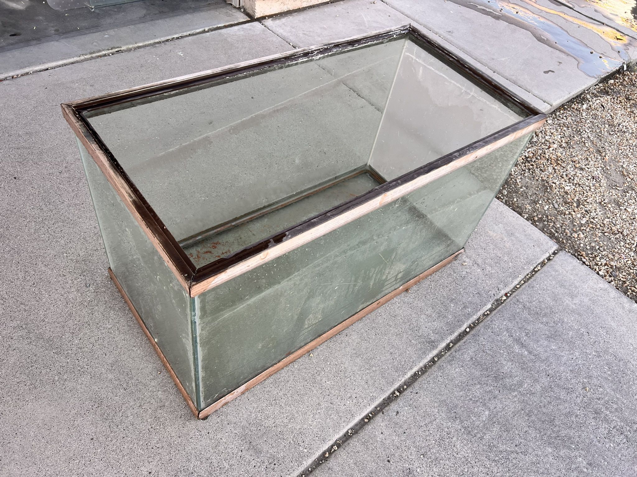 57 Gallon Heavy Glass Oceanic Aquarium (LxWxH): 36” x 18” x 21”