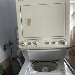 Kenmore Stacked Washer-Dryer Combo (Model   - Excellent Condition, Full Size Electric - $550 OBO   