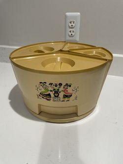 MCM Sterilite Dutch Design Canister Set