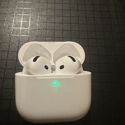 AirPods 4