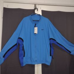 Nike Windbreaker Jacket For Men Size 2XL , brand New With Tags