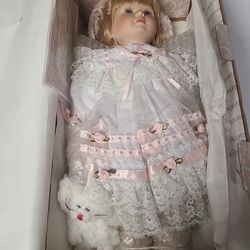 Heirloom Treasures Porcelain Stephanie Doll 