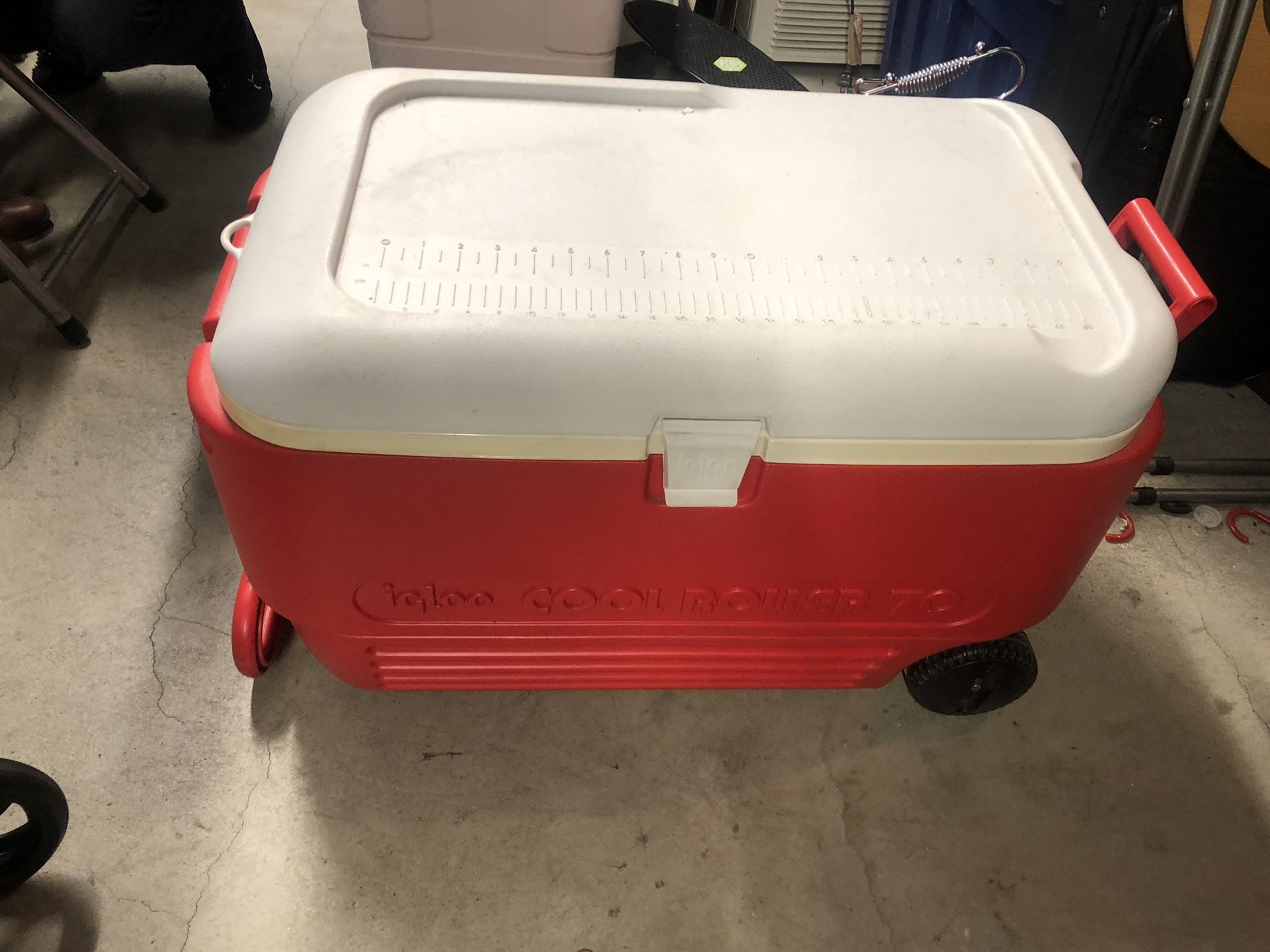 Igloo cooler