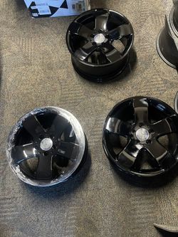 Set Of 17 Inch Mercedes Wheels 