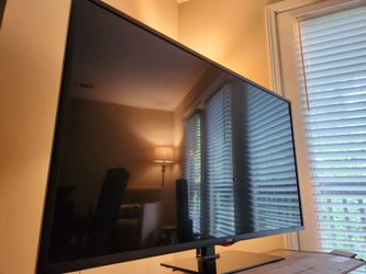 55" LG TV for repair
