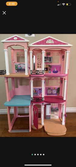 Barbie Dollhouse $30