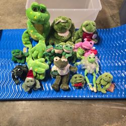 Frogs (Stuffed Animals) NEW w tags