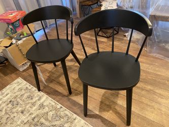 OMTÄNKSAM IKEA Black Chair