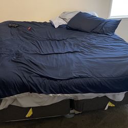 King Bed *READ DESC.*