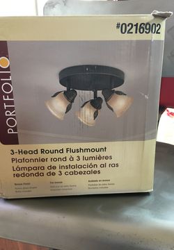 3 head round flush mount light