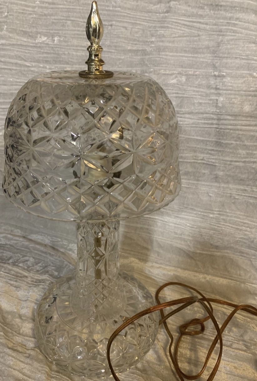 Vintage 9lb CRYSTAL Lamp 