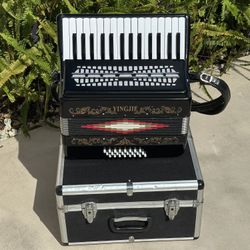 YINGJIE PIANO ACCORDION with ALUMINUM HARD CASE!
