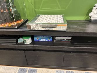 Tv stand- Pottery Barn