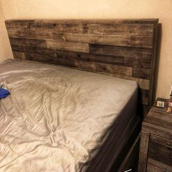 Brand New | Multi Gray Derekson Queen Bedroom Furniture Set (Dresser, Mirror, Chest, Nightstand,Panel Bed ) @ Showroom İn Stock 