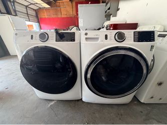 GE smart  WiFi washer and dryer set xl capacity electric