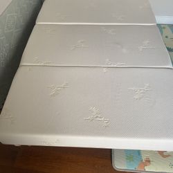 Tri-Fold Memory Foam Mattress Full Size With Waterproof And Storage Cover