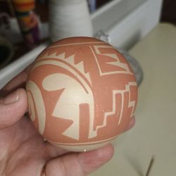 Native American Small Pottery Kimo Decora