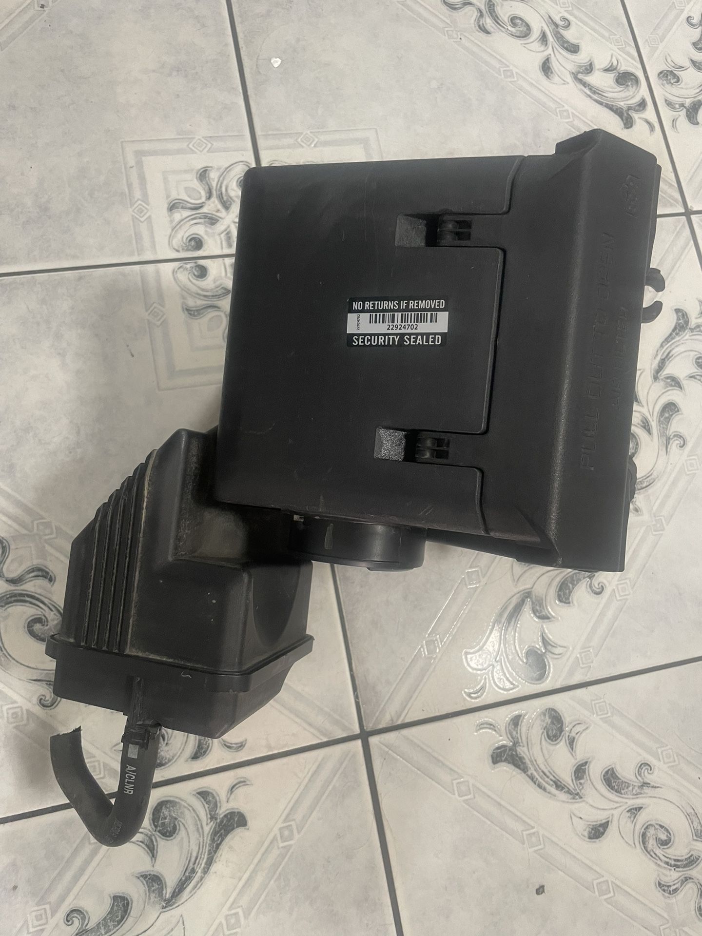 2018 to 2019 HYUNDAI SONATA SE 2.0L, 2.4L AIR FILTER CLEANER BOX ASSEMBLY OEM
