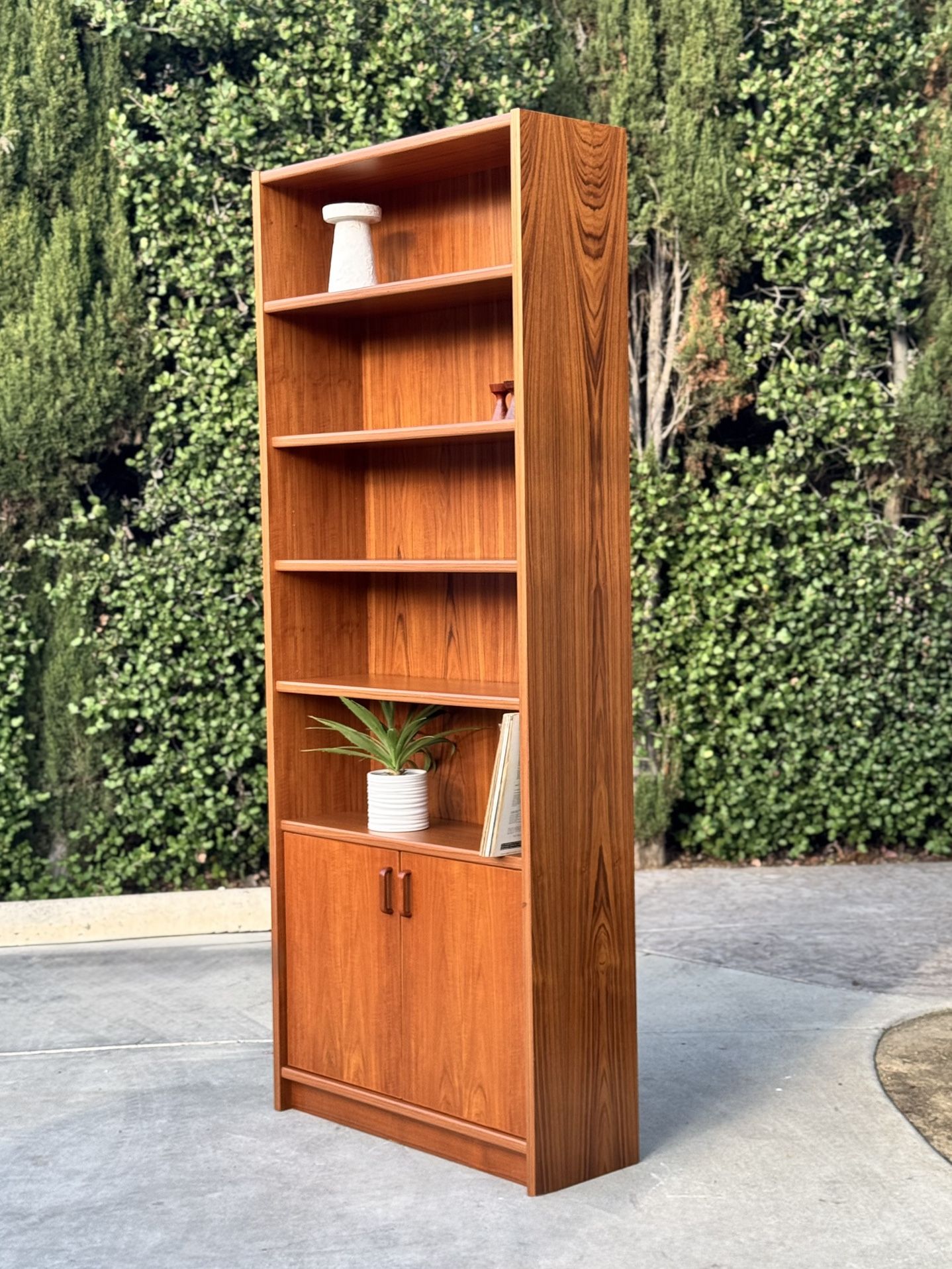 TALL 7' 4" Danish Modern Teak Bookshelf Book Shelf Wall Unit 7 Shelves