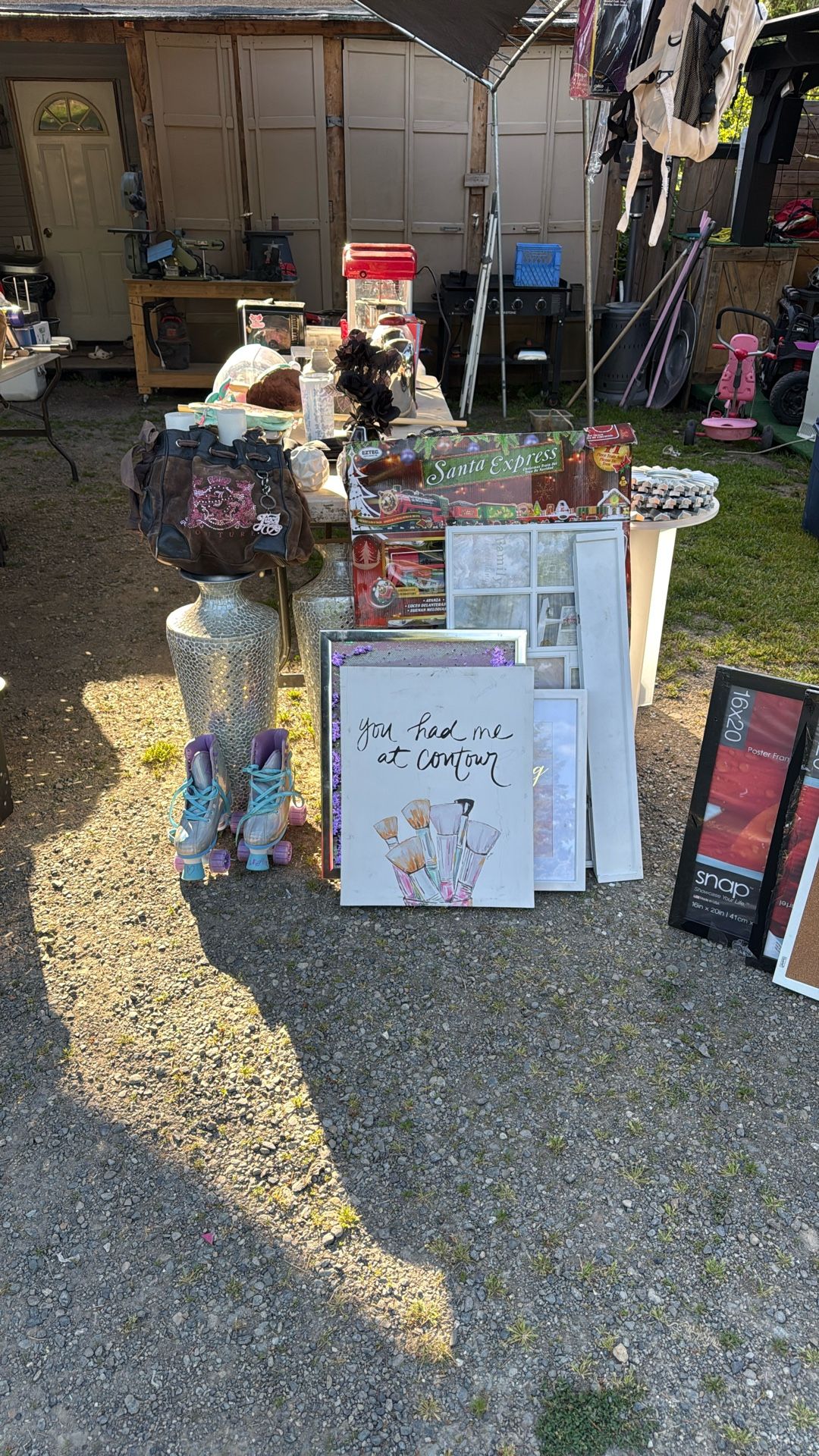 GARAGE SALE
