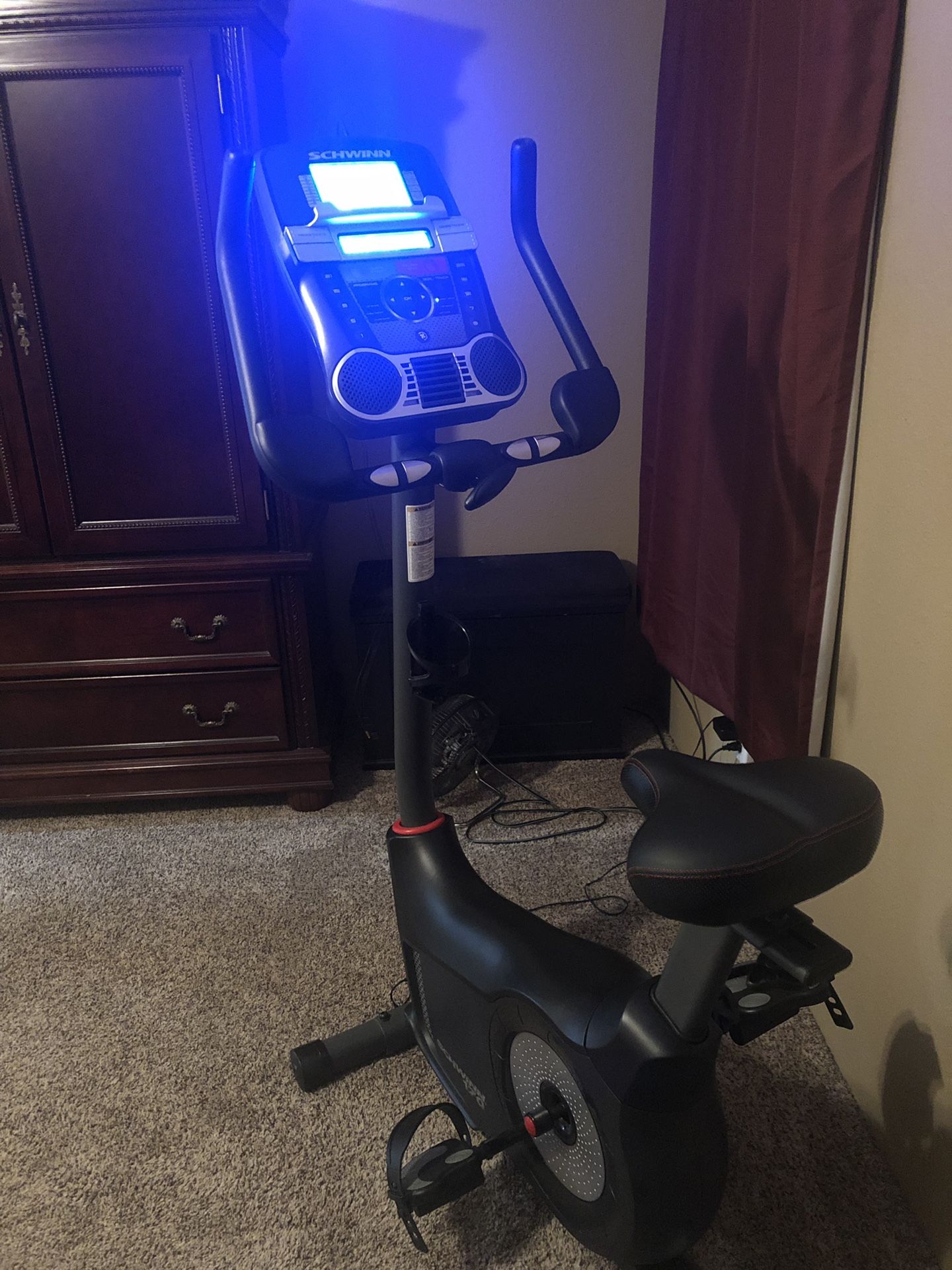 Schwinn 170 Stationary Upright Exercise Bike...Delivery Available!
