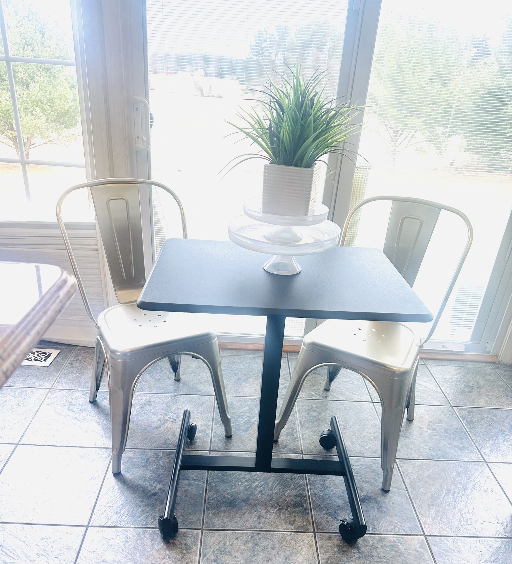 Light Gold Metal Chairs Set Of 4