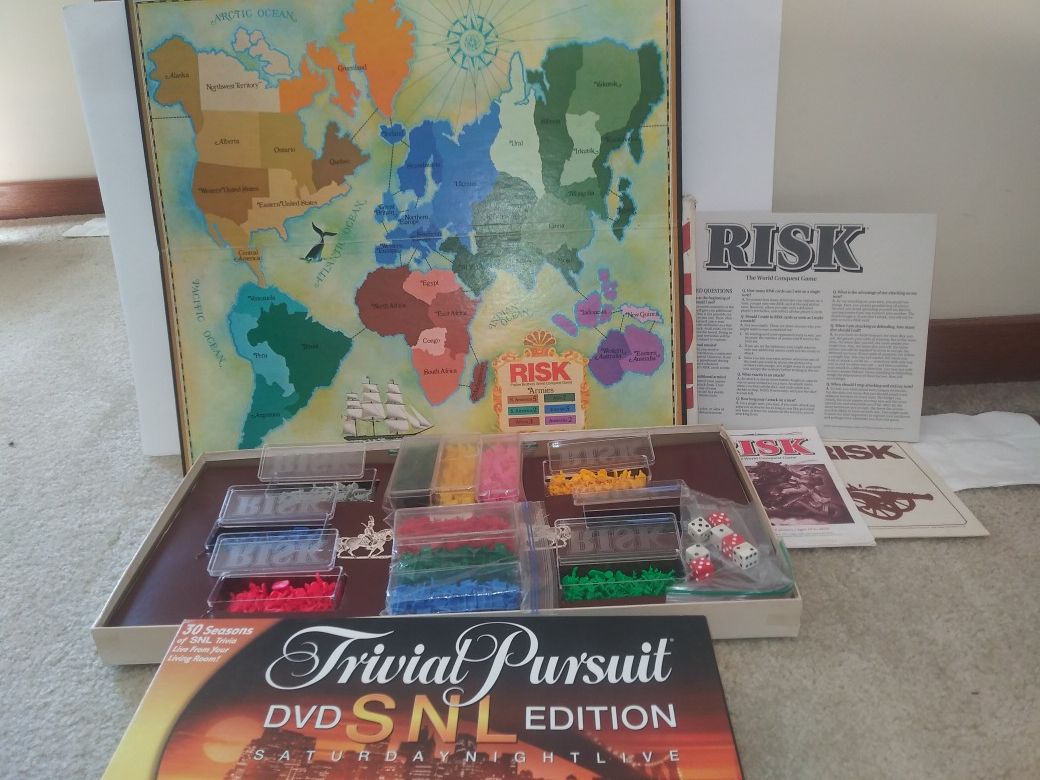 Board Game Risk Parker Brothers World Conquest Game plus FREE Trivial Pursuit DVD SNL Edition