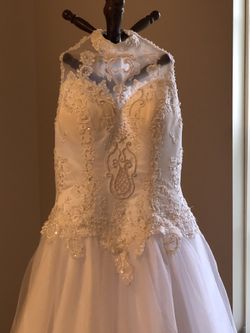 Sleeveless Wedding Dress