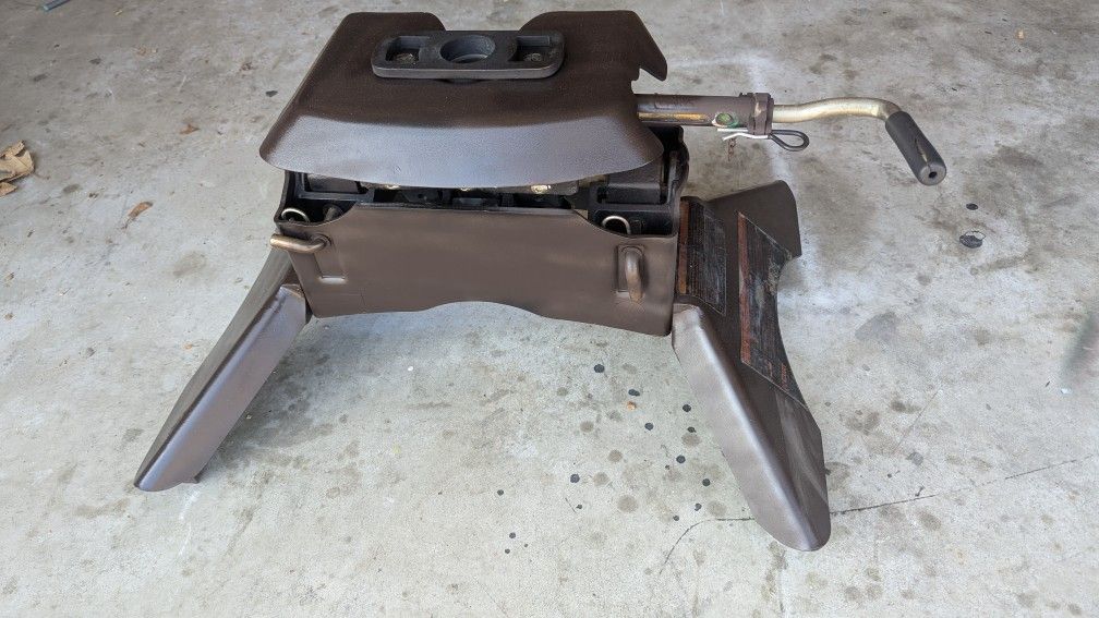 Curt Q20 5th Wheel Hitch