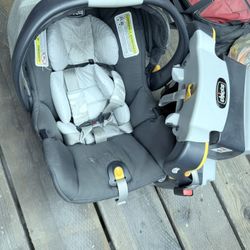 Chicco Infant Car Seat