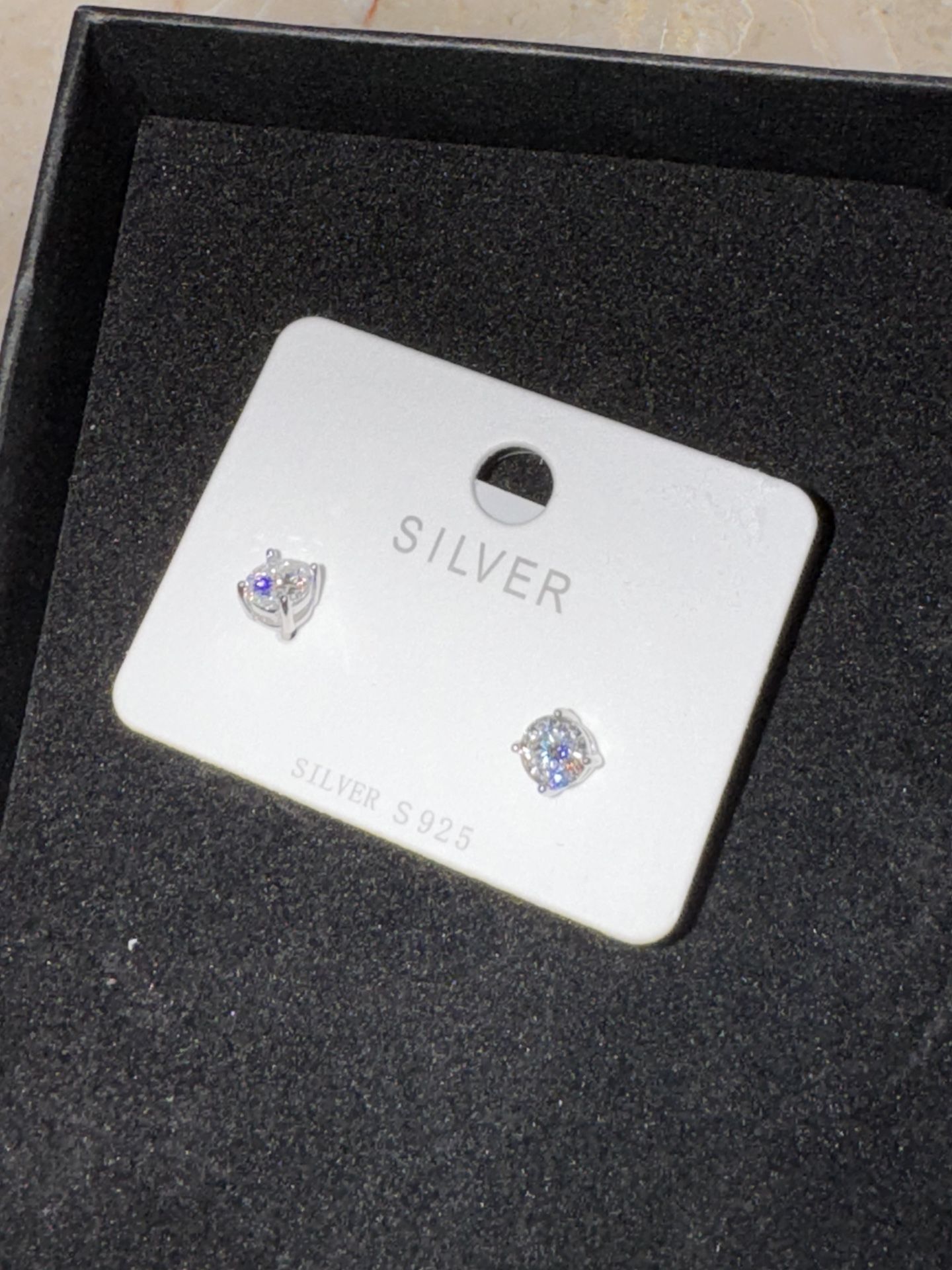 S925 silver moissanite studs