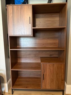 Contemporary bookshelves