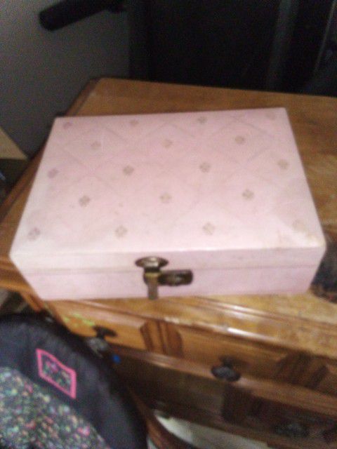 Pink Jewelery Box